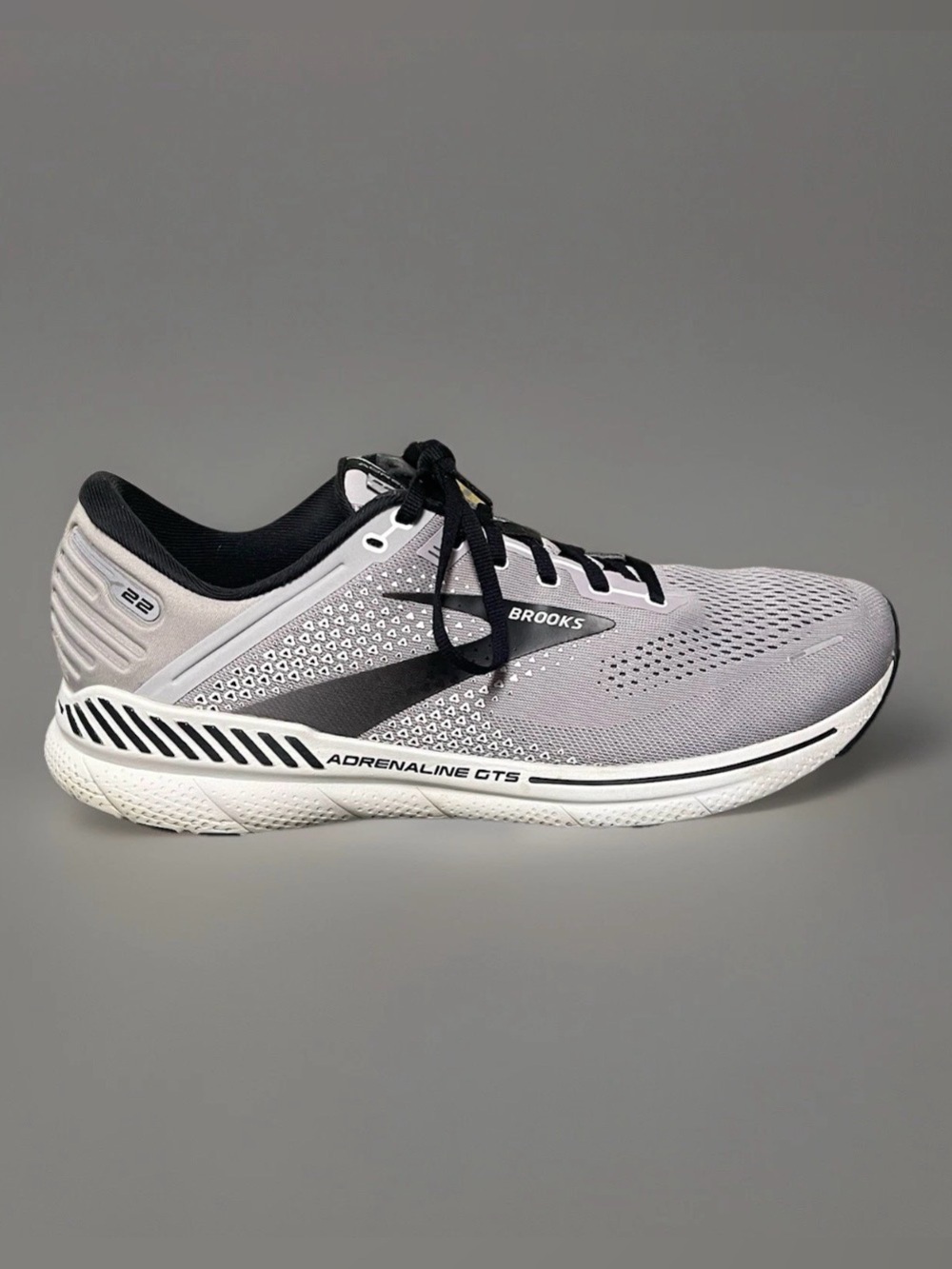 Brooks Adrenaline GTS 22 Gray Men's Running Shoes Size 13D